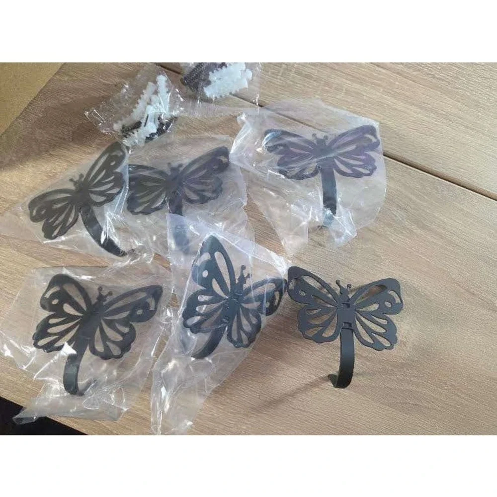 6‎ Pack Butterfly Wall Hooks Matte Black Metal Decorative Hangers with Hardware